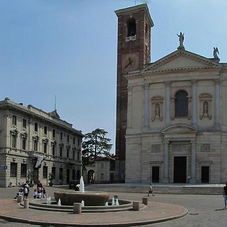 Apartmán Bilocale In Centro - 10Km Da Malpensa Gallarate Exteriér fotografie
