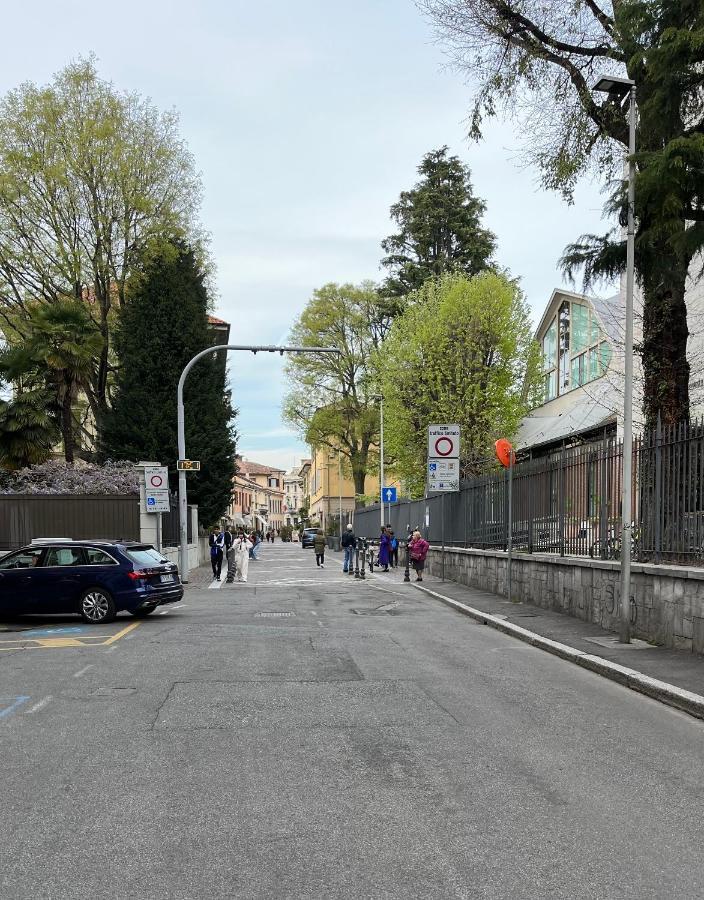 Apartmán Bilocale In Centro - 10Km Da Malpensa Gallarate Exteriér fotografie