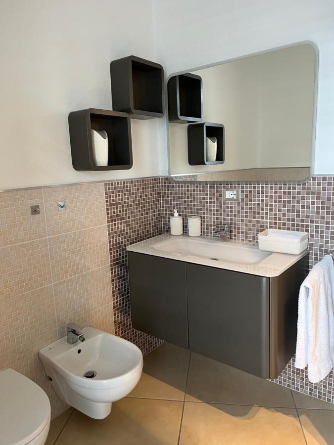 Apartmán Bilocale In Centro - 10Km Da Malpensa Gallarate Exteriér fotografie